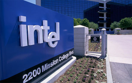 Intel закрывает заводы и увольняет людей