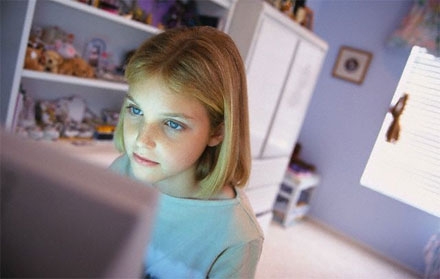Видео, социальные сети и порно - вот что ищут дети в Сети