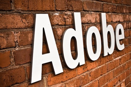 Adobe опровергла обвинения в блокировании стандарта