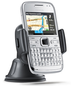 Nokia E72 в белом корпусе