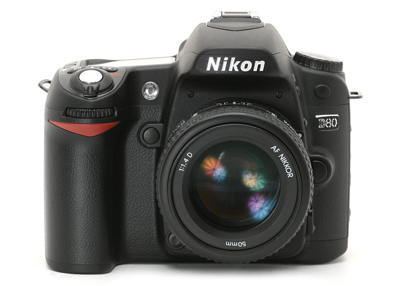 Nikon стремится сформировать новый рынок фотокамер=