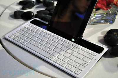 Samsung выпустила фирменную линейку аксессуаров для планшета Galaxy Tab=