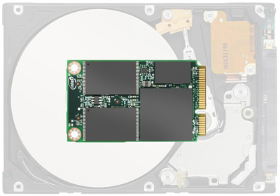 Intel показала SSD-накопитель размером с кредитную карту=