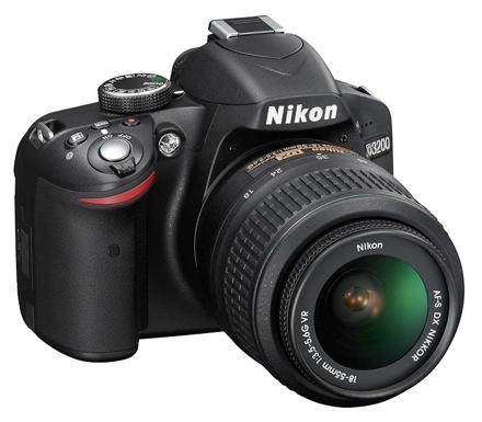 Nikon D3200 с китовым объективом 18-55 мм