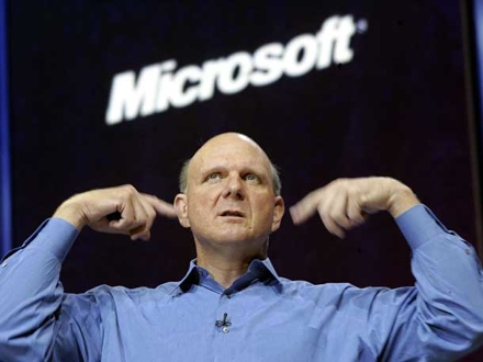 Балмер обещает увеличить объем поставок Microsoft Surface RT