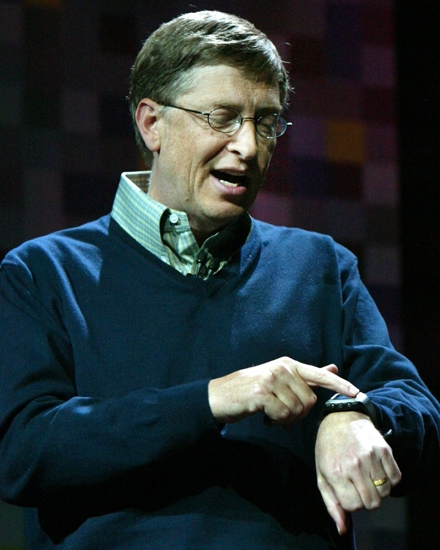Билл Гейтс с часами SPOT Watch