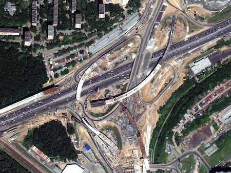 Бусиновская развязка, снимок со спутника с пространственным разрешением 0,5 м.