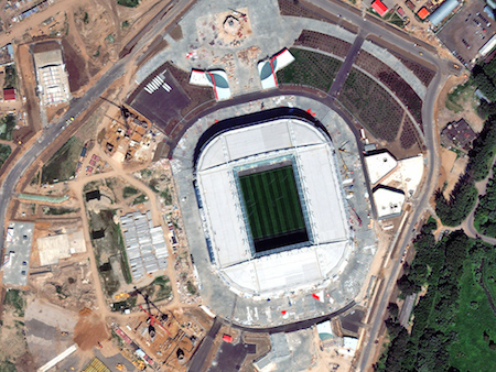 Строящийся стадион «Открытие Арена», снимок со спутника с пространственным разрешением 0,5 м.