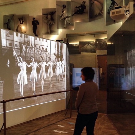 Интерактивная игровая композиция «Балетный класс» в Музее театрального и музыкального искусства Санкт-Петербурга