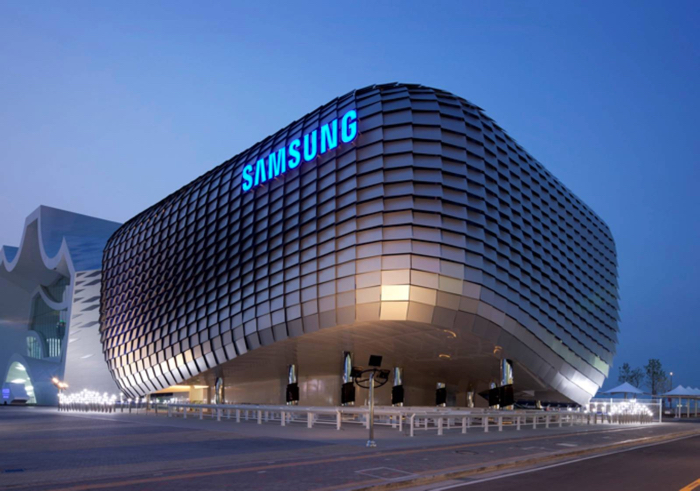 Samsung Electronics приступила к массовому производству чипов в топологии 10
