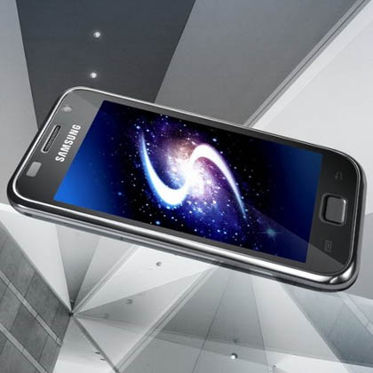 Samsung выведет на российский рынок флагманский смартфон Galaxy S Plus