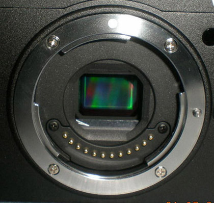 Nikon покажет беззеркальную камеру в конце августа