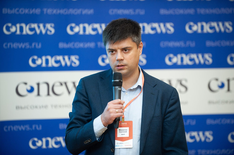 Евгений Михалев, корпоративный ИКТ-директор, компания «Май»: Мы и раньше активно использовали облака, но, в связи с ситуацией в мире, появились новые вызовы.