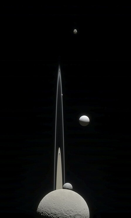 Пять спутников Сатурна на снимке Кассини.
