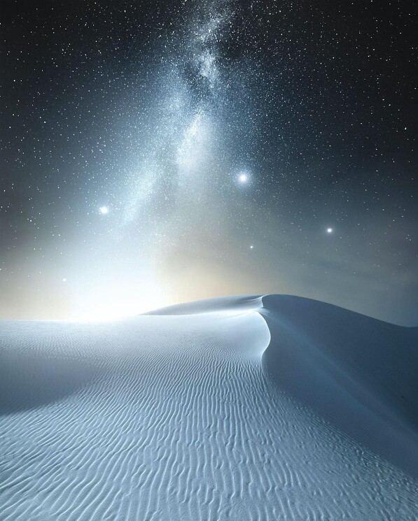 Млечный Путь над мексиканской пустыней.
