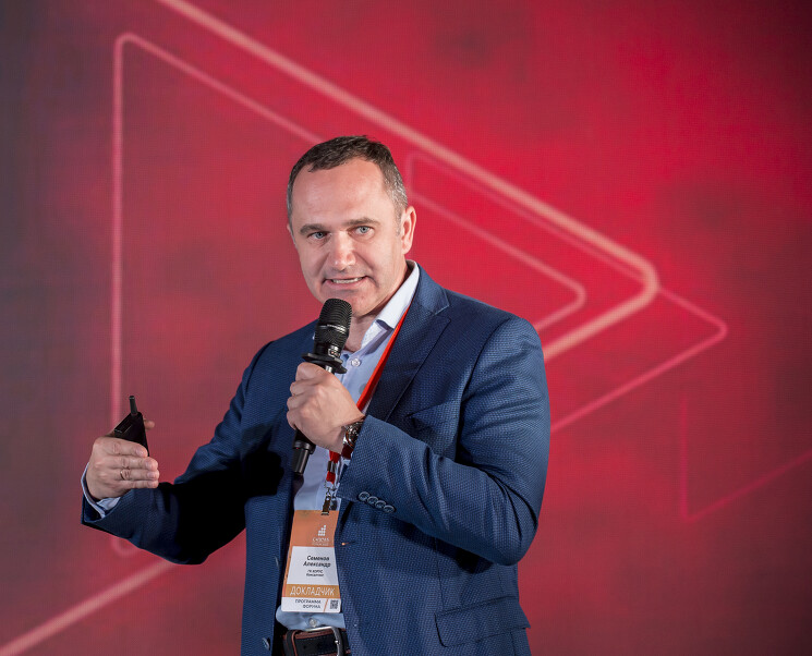 Александр Семенов, генеральный директор «Корус консалтинг», уверен, что в компании, где есть ИТ-стратегия, значительно проще реализовывать проекты