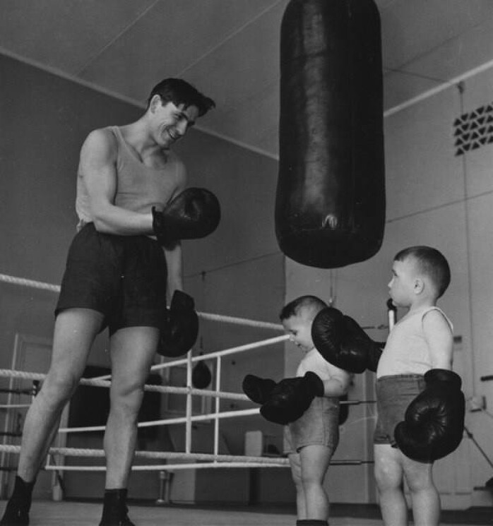 Боксёры, 1960-e 

Фот. Рюмкин Яков Израилевич
