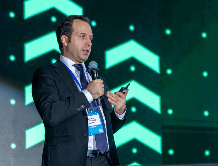 Александр Павлов, главный управляющий партнер по развитию искусственного интеллекта ВЭБ.РФ: Глобальная технологическая гонка в сфере искусственного интеллекта — это не фейк, а долгосрочный тренд. И у России есть все шансы занять в нем достойное место