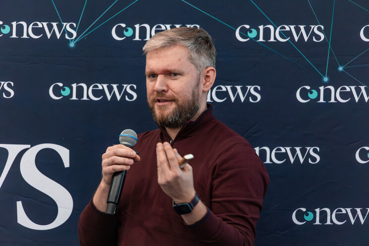 Максим Иванов, вице-президент по ИИ «БКС Мир инвестиций»: ИИ может вести себя нестандартно и подвержен влиянию. Это создает серьезные риски