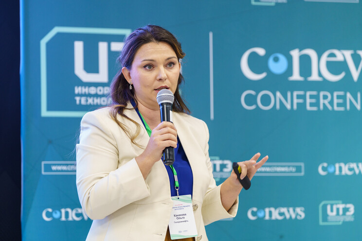 Ольга Канакова, руководитель направления по методологии управления инновациями и экспертной поддержке Департамента по цифровой трансформации «Газпромнефть»: «Газпромнефть» активно развивает научно-исследовательские проекты и создает первые ИИ-прототипы с подтвержденными технологическими гипотезами