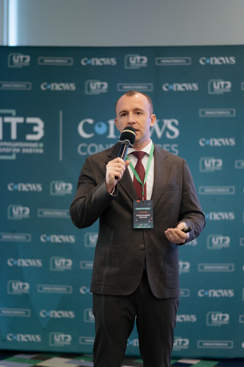 Максим Александров, директор СПб ГКУ «Многофункциональный центр предоставления государственных и муниципальных услуг»: Превентивная защита граждан становится новым стандартом работы