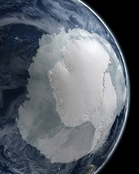 Антарктида - Антарктика - Южный полюс - Южная полярная область земного шара, ограниченная с севера антарктической конвергенцией
