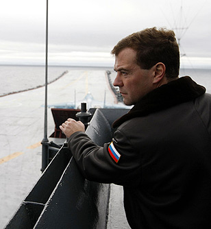 Сроки внедрения СПО все дальше удаляются от дат, обозначенных Дмитрием Медведевым