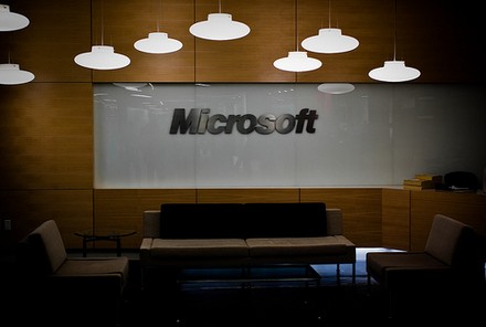 Новый пакет обновлений от Microsoft устраняет двенадцать уязвимостей