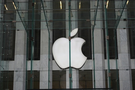 Прибыль Apple выросла на 50%, продажи iPhone удвоились