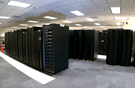Новые модели призваны укрепить положение IBM на рынке Unix-серверов
