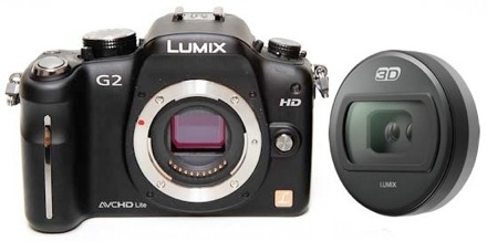 Разработанный Panasonic объектив рядом с камерой Lumix G
