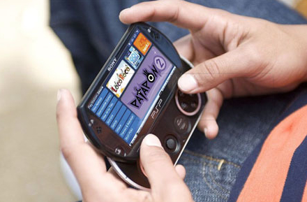 Игровой мобильник Sony Ericsson будет похож на Sony PSP Go, но в то же время останется телефоном