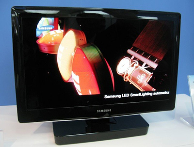 Samsung показала 19-дюймовый OLED-телевизор=