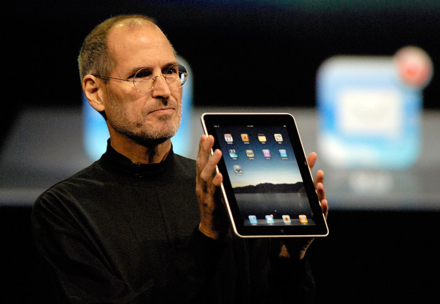 Джобс считает, что новая прошивка делает iPad новым устройством