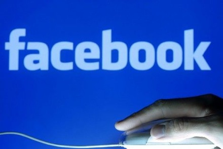 Пользователям не понравилось, что Facebook без спроса поменяла адреса