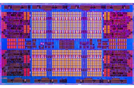Кристалл процессора Intel Itanium 9500