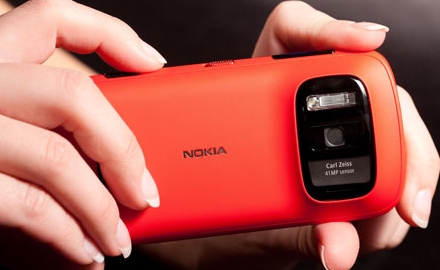 Nokia планирует использовать сенсор от модели Nokia 808 PureView