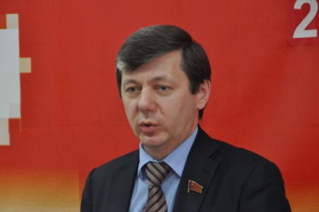 Дмитрий Новиков из КПРФ возглавил Комиссию по развитию стратегических информационных систем