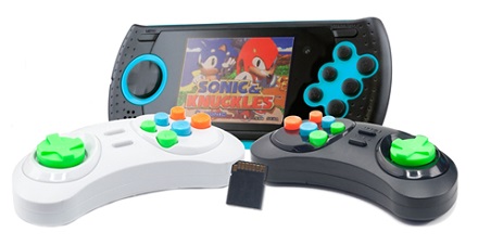  Sega Genesis представила комплект из портативной игровой приставки Sega Gopher и джойстика Sega Fire Joy 