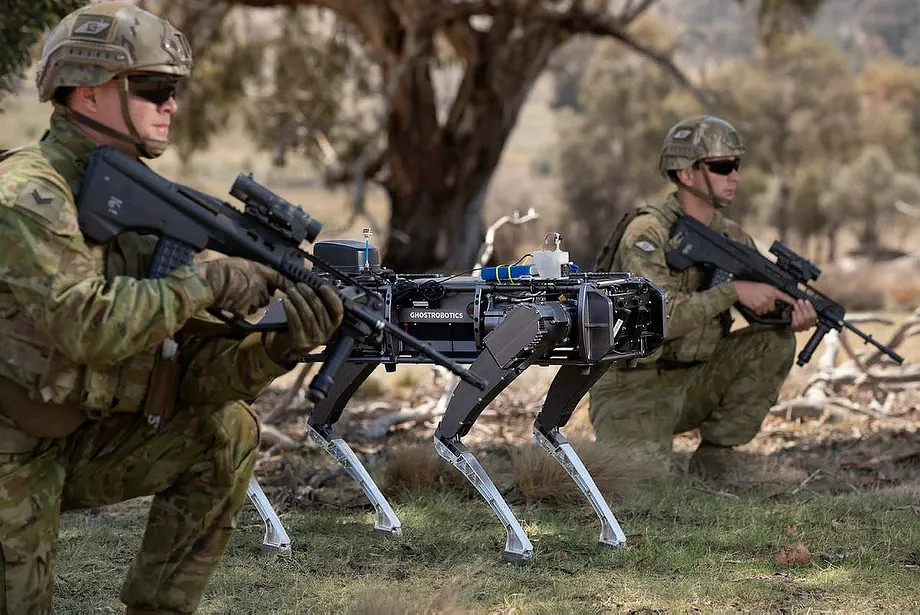 В США показали робопса-снайпера 