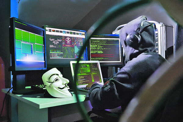 hacker6001.jpg