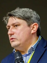 Илья Рогов