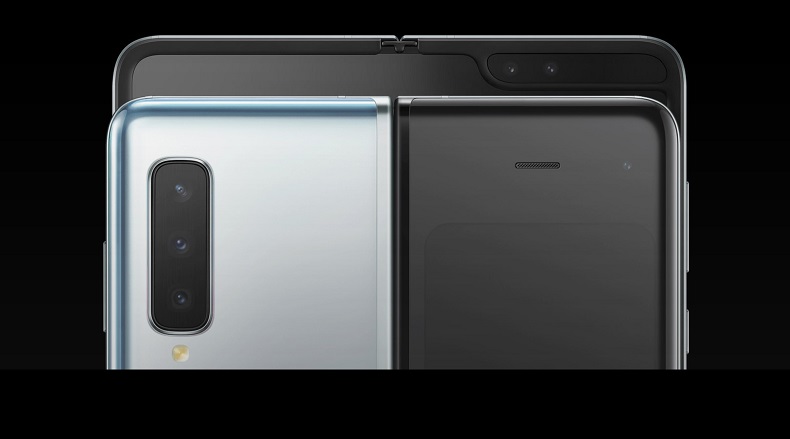 Первый взгляд на Samsung Galaxy Fold: революционный смартфон с гибким экраном
